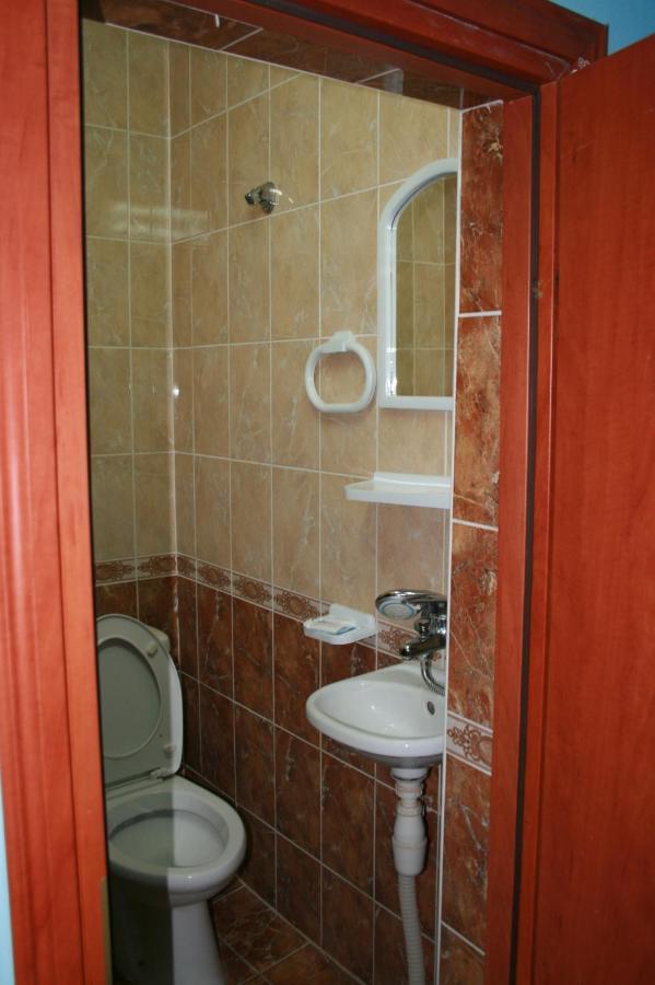 Galitsiya Hotel Lviv Rom bilde